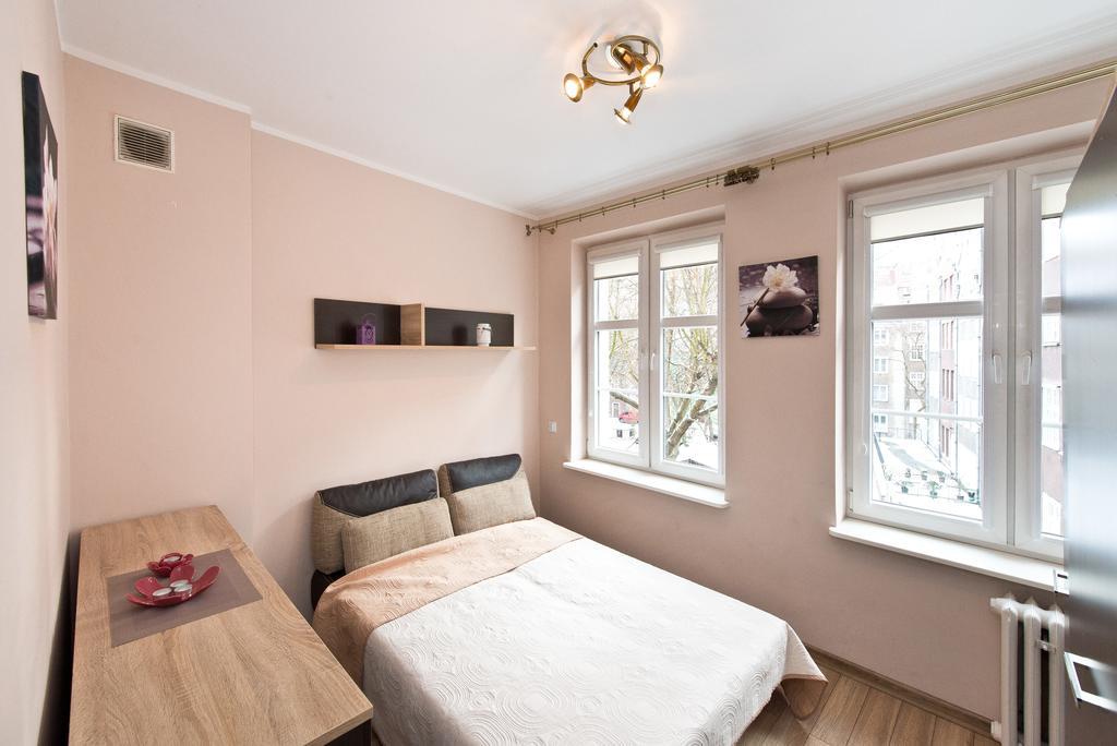 Gdanskie Apartamenty - Apartament Szeroka With 2 Rooms Gdańsk Quarto foto